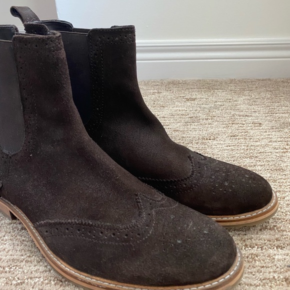 Ben Sherman suede Chelsea boots - Picture 2 of 4